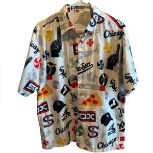 Chicago White Sox Short Sleeve Button Down Beggars Shirt Men’s Sz M